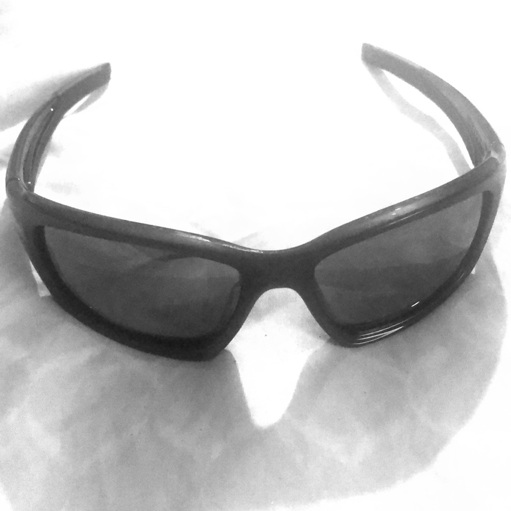 Mens Oakley polarized sunglasses